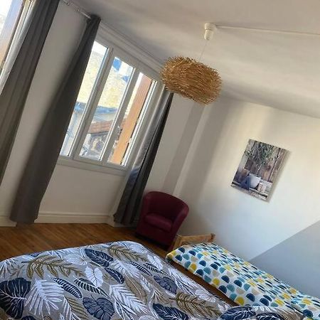 Вилла Gite De Tom Et Mag Classe 3 * Clevacances Понтжибо Экстерьер фото