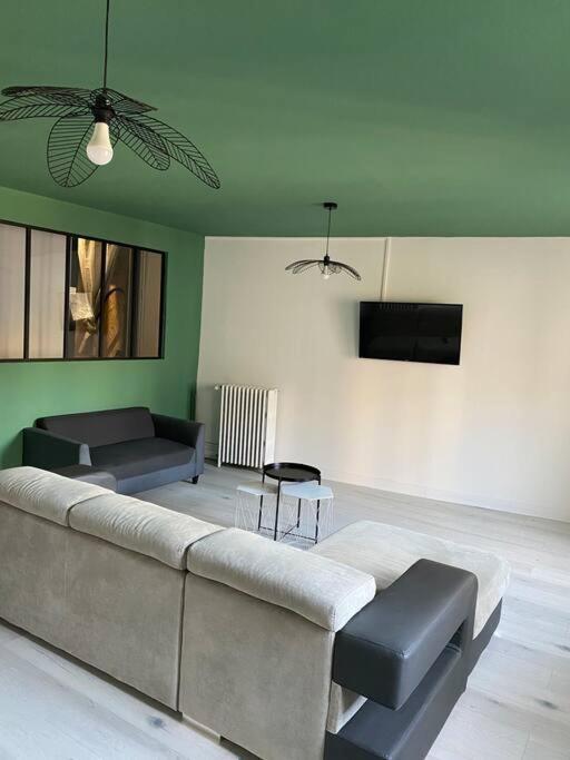 Вилла Gite De Tom Et Mag Classe 3 * Clevacances Понтжибо Экстерьер фото